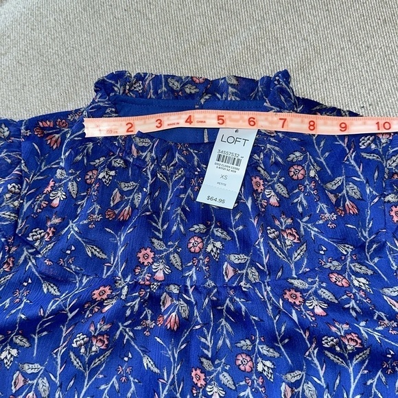 ✨HOST PICK✨NWT LOFT Ruffle Neck  Balloon Sleeve Blouse - Picture 13 of 13